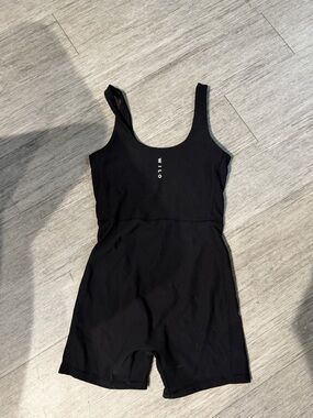 Wilo the label Black Ribbed Romper
